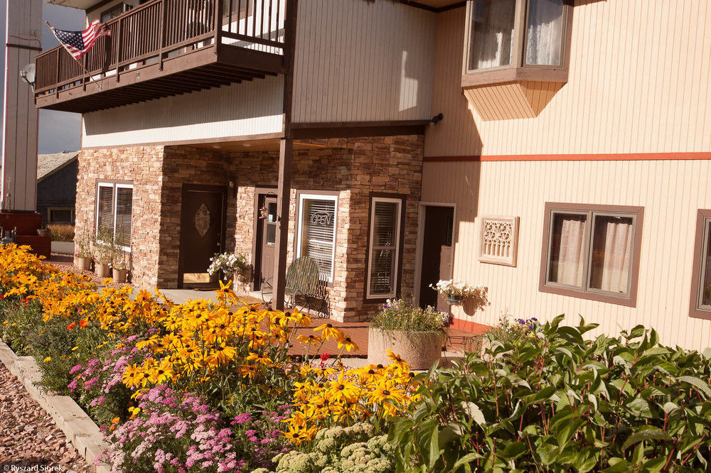 Valley Hi Hotel Fraser Exterior photo